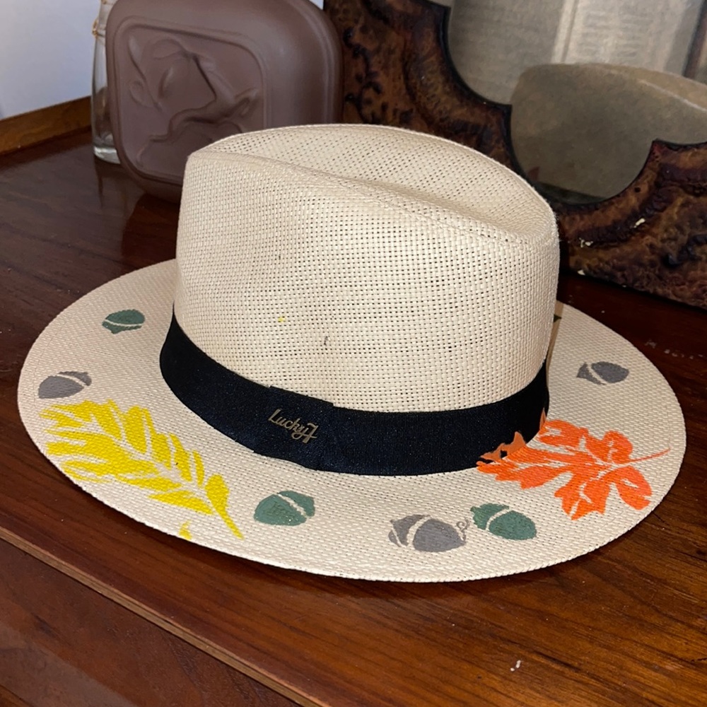 Lucky 7 / American Hats Artisan Fedora Fall leaves and nuts